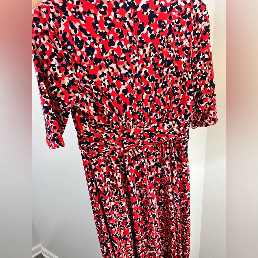Dress - Picture 3 of 4